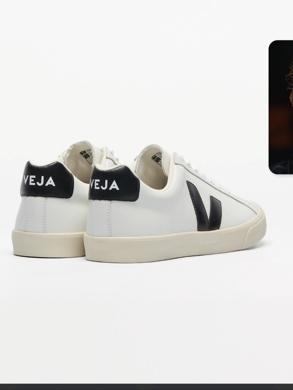 Veja White Leather Sneakers with Black Accents Sz 9